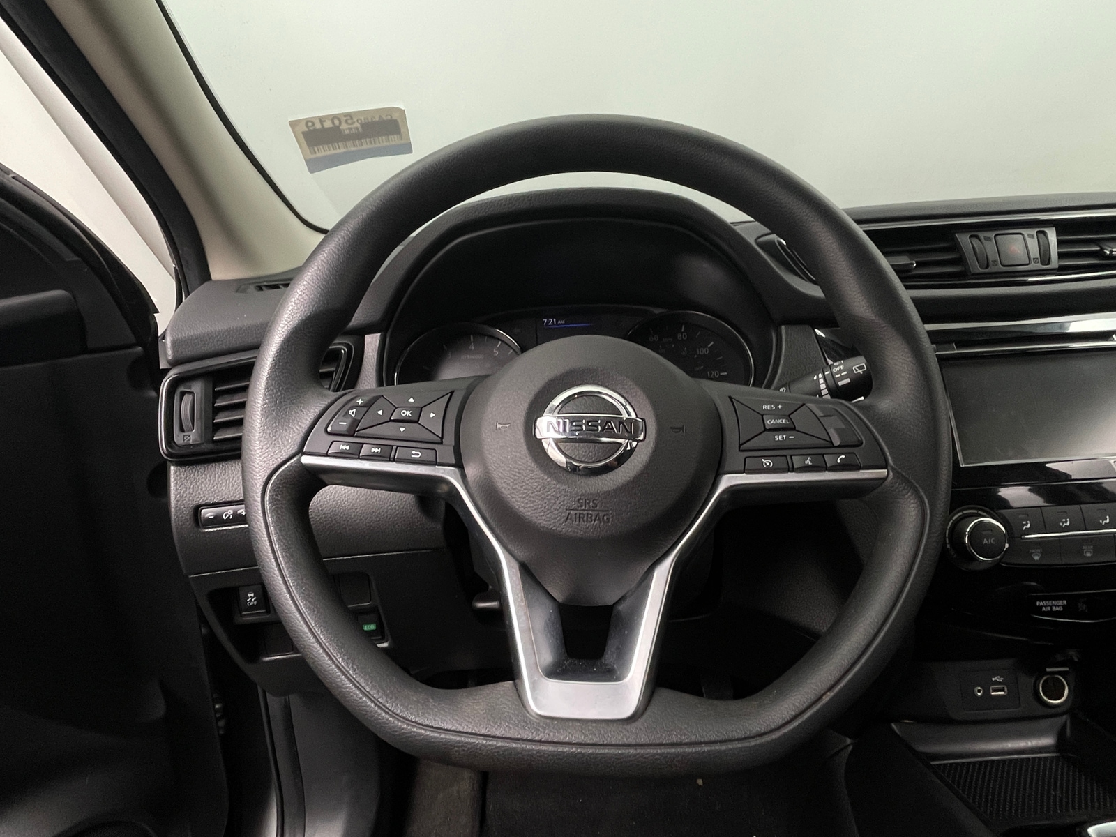 Thumbnail: 2019 Nissan Rogue Sport - 5