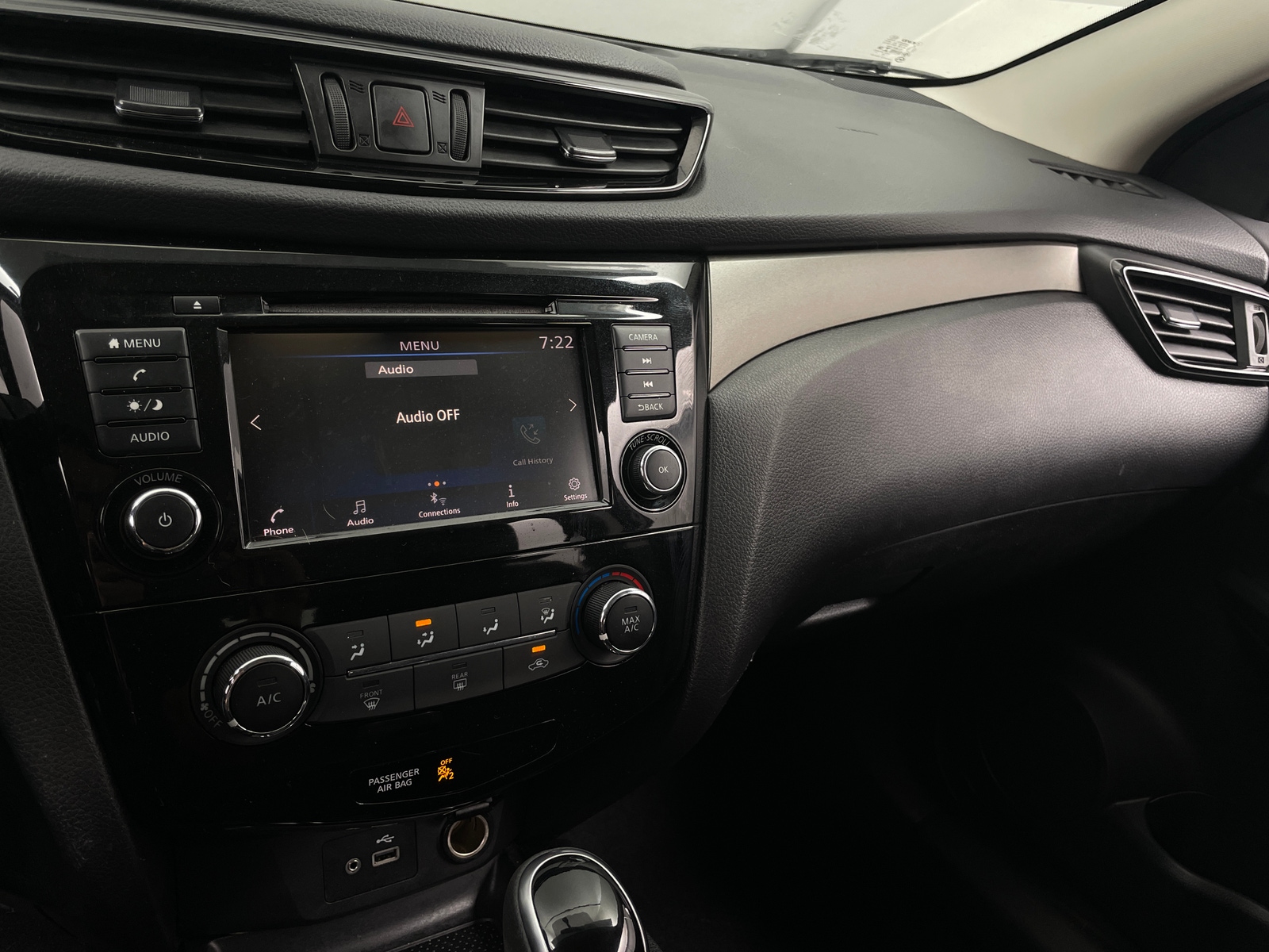 Thumbnail: 2019 Nissan Rogue Sport - 4