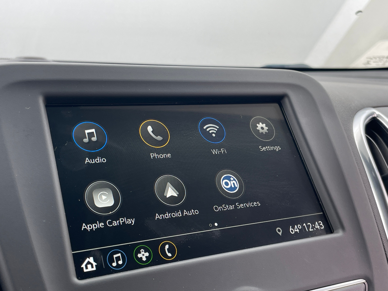 Thumbnail: 2019 Chevrolet Equinox - 4