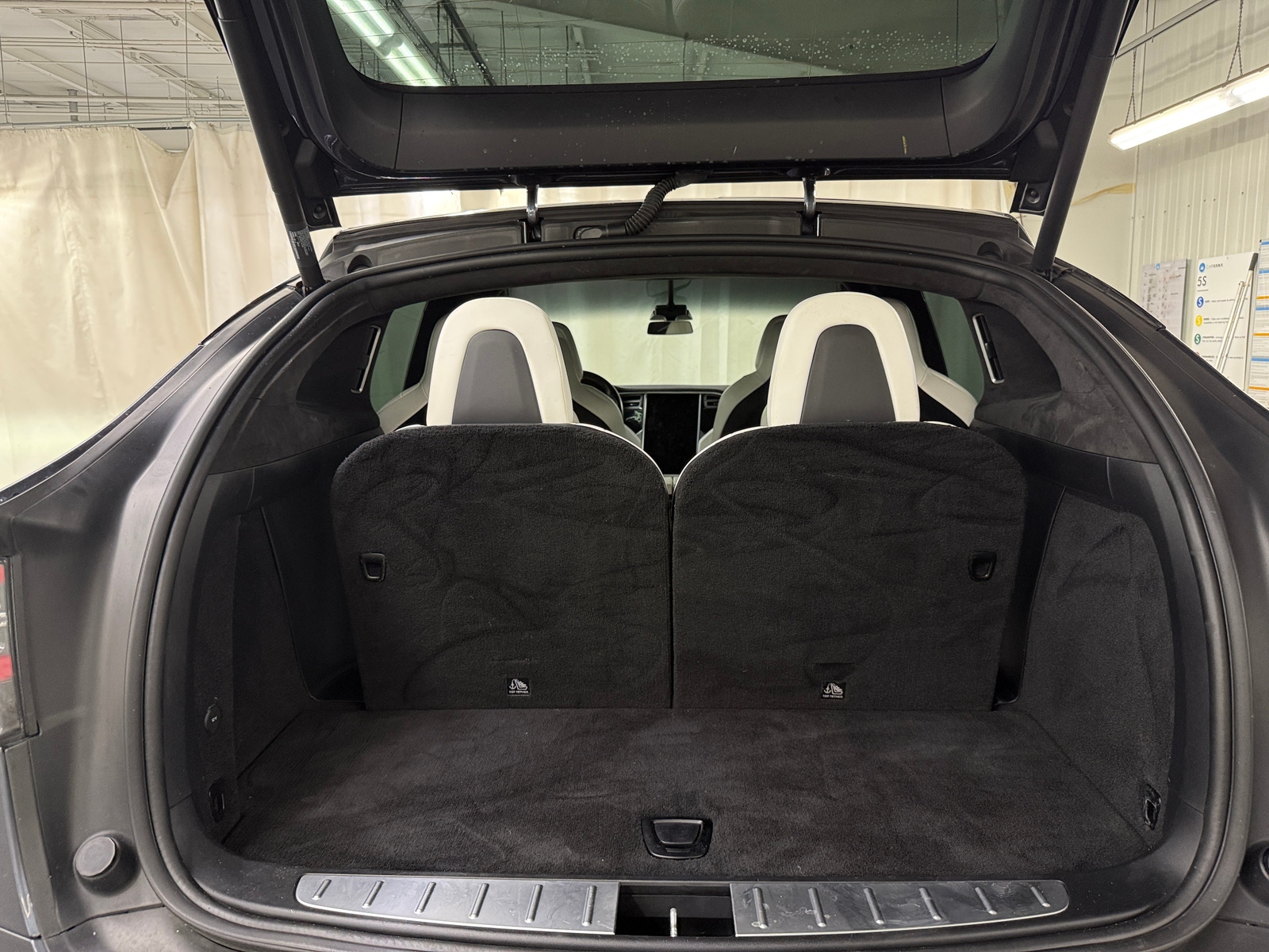 Thumbnail: 2017 Tesla Model X - 6