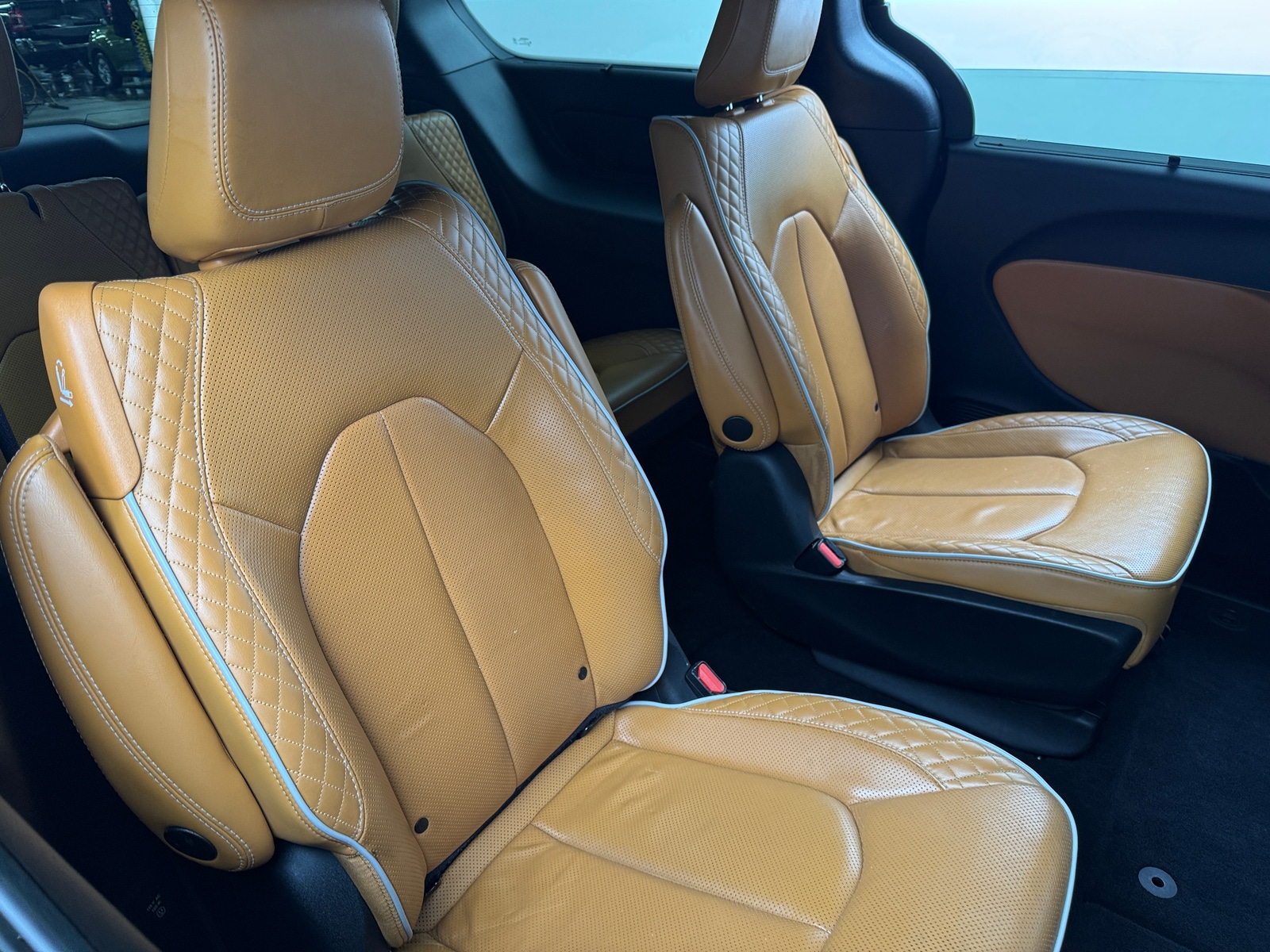 Thumbnail: 2021 Chrysler Pacifica - 5