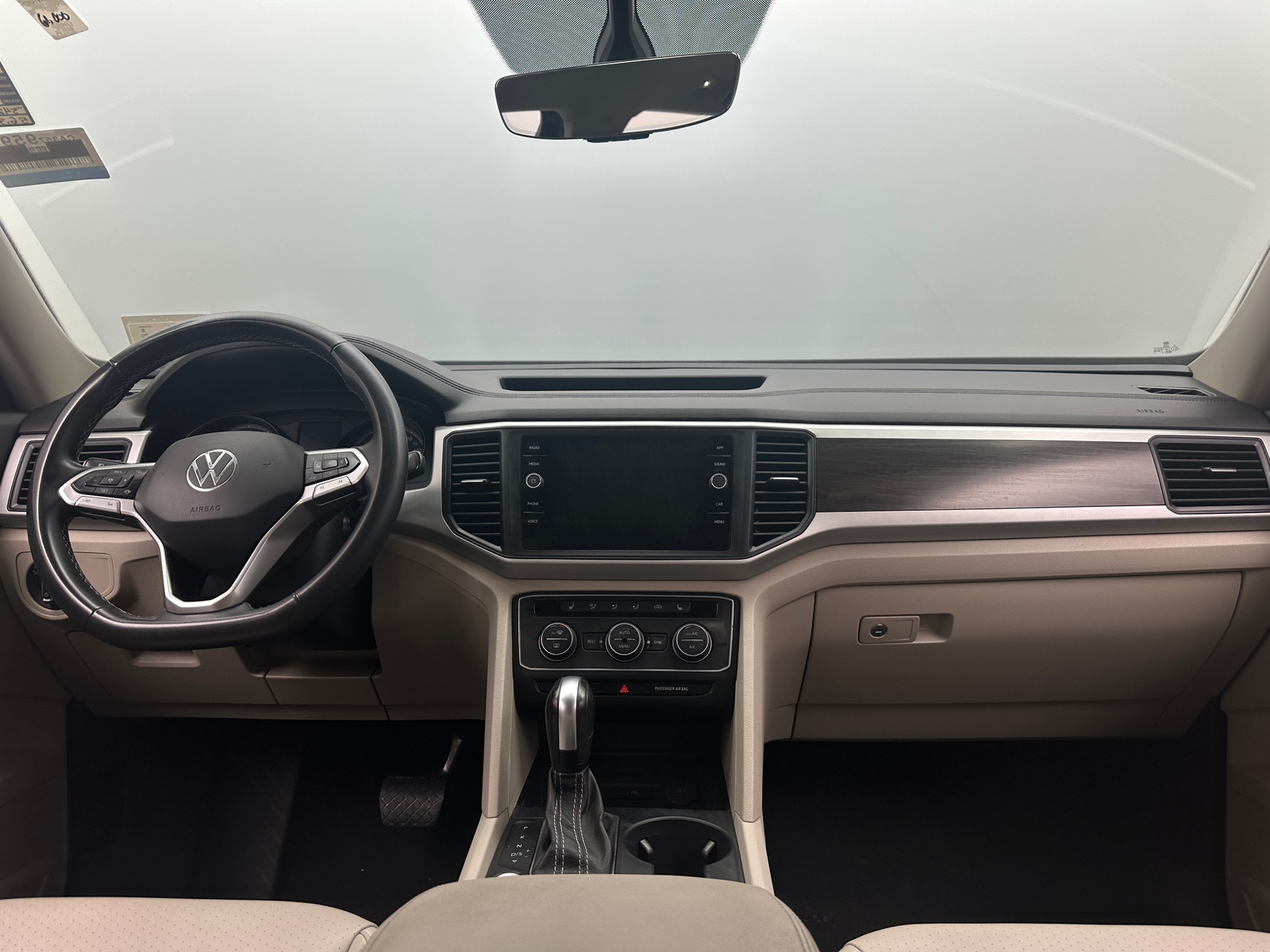 Thumbnail: 2021 Volkswagen Atlas - 2