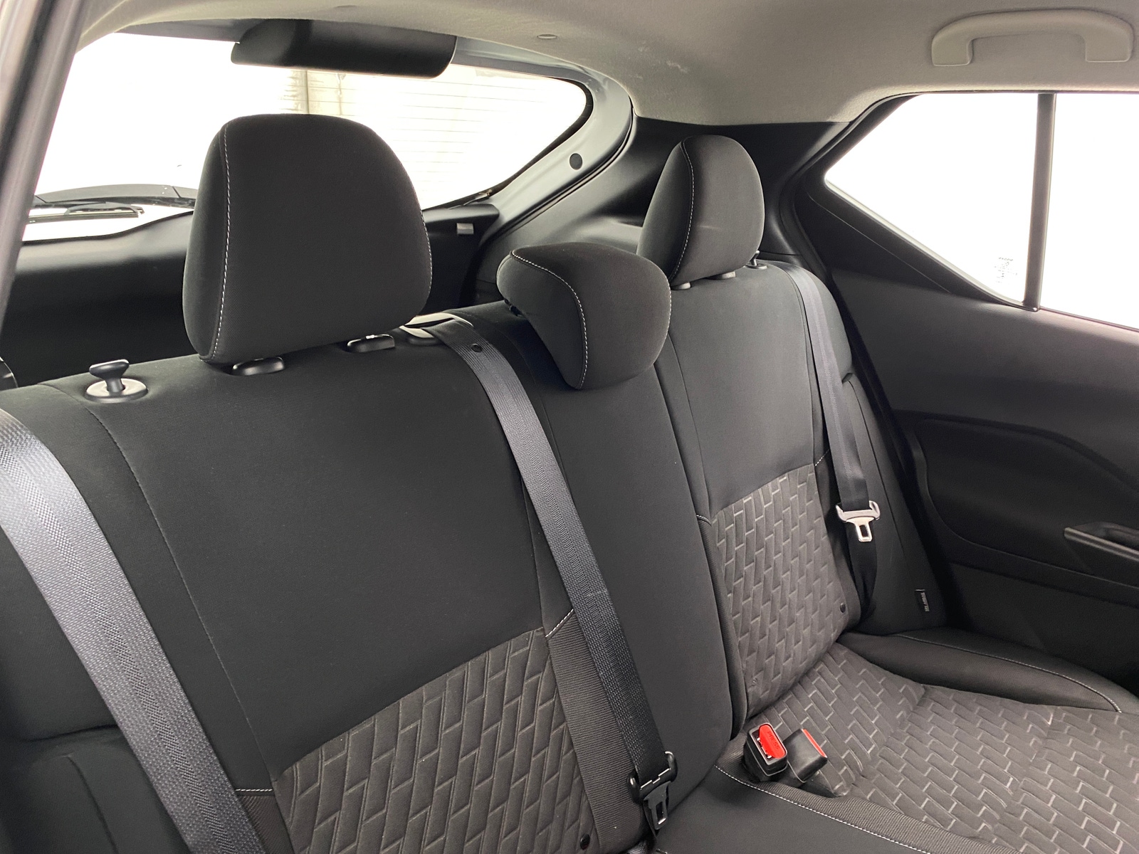 Thumbnail: 2022 Nissan Kicks - 6