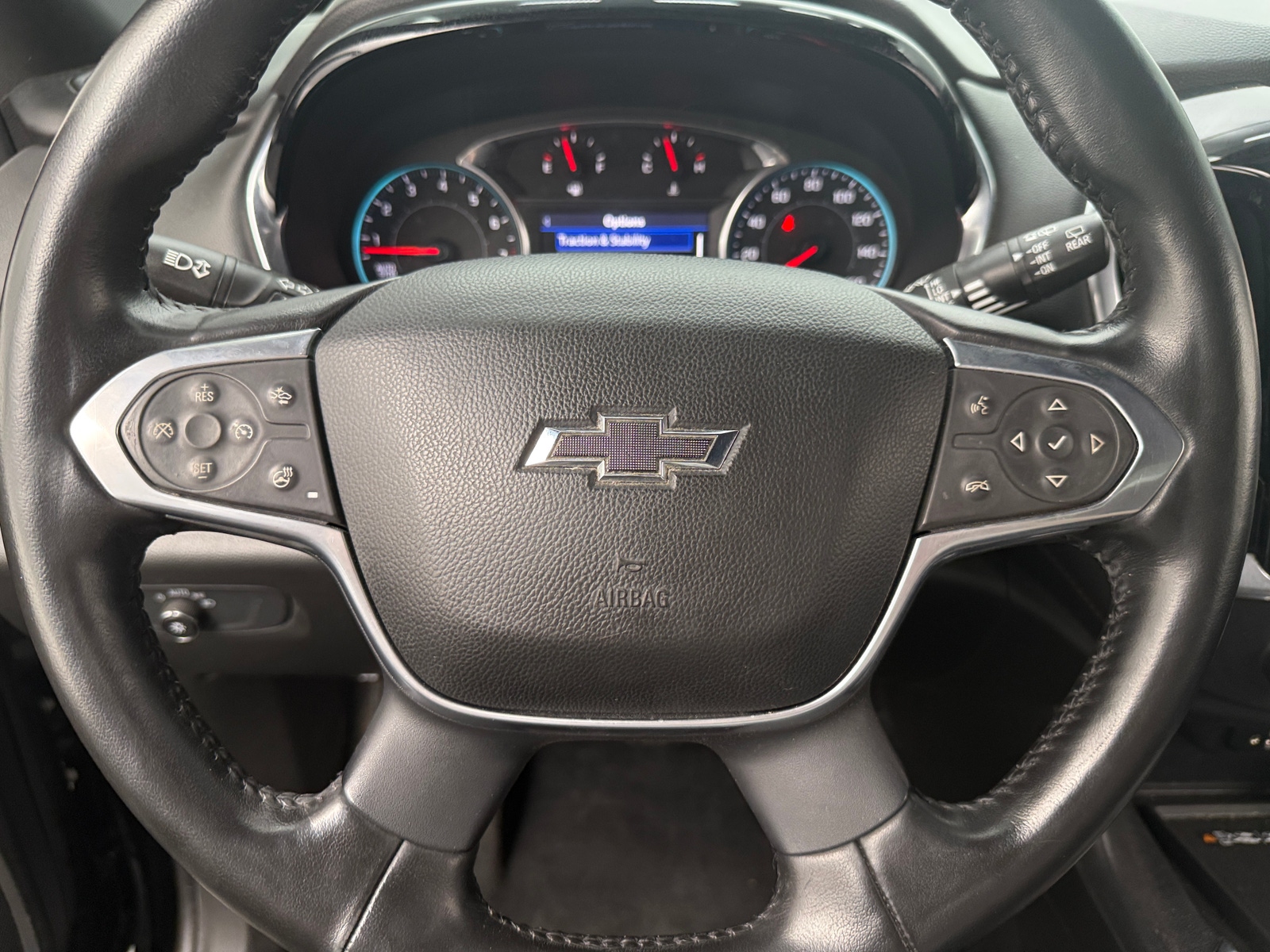 Thumbnail: 2022 Chevrolet Traverse - 4