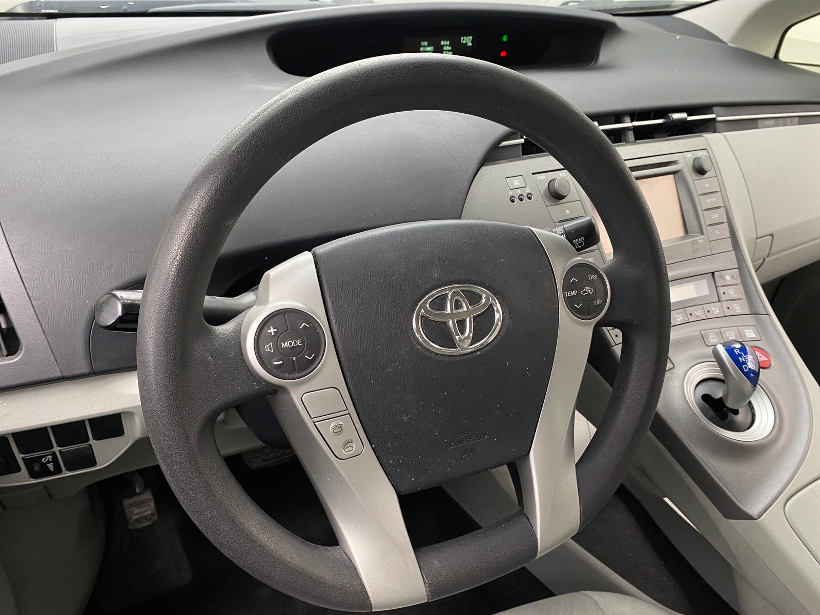 Thumbnail: 2012 Toyota Prius - 5