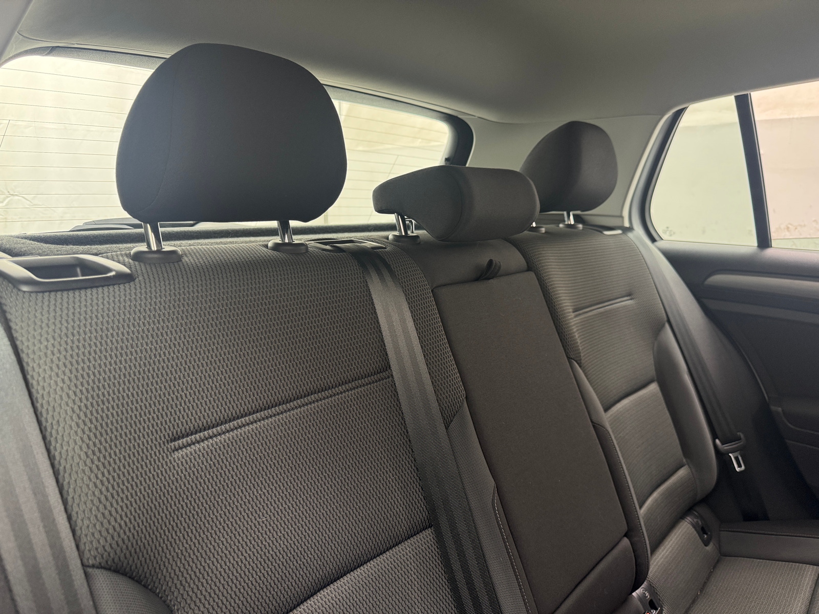 Thumbnail: 2019 Volkswagen e-Golf - 6