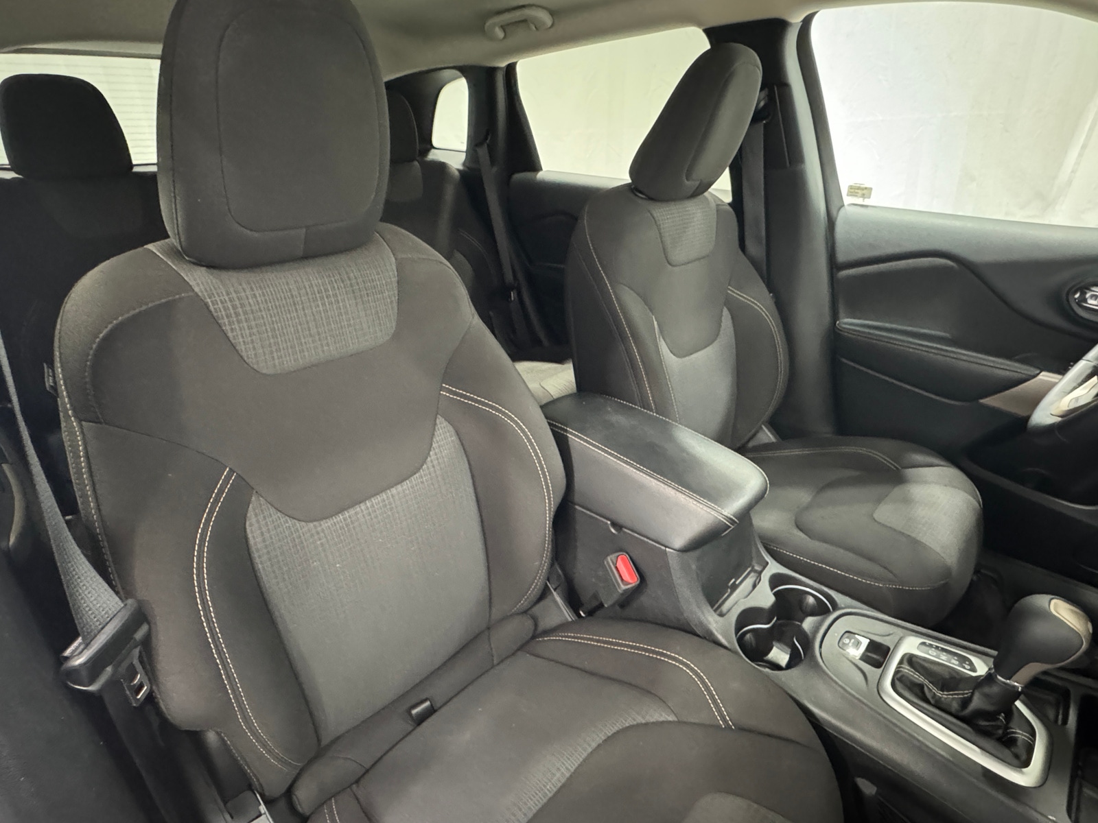 Thumbnail: 2017 Jeep Cherokee - 2