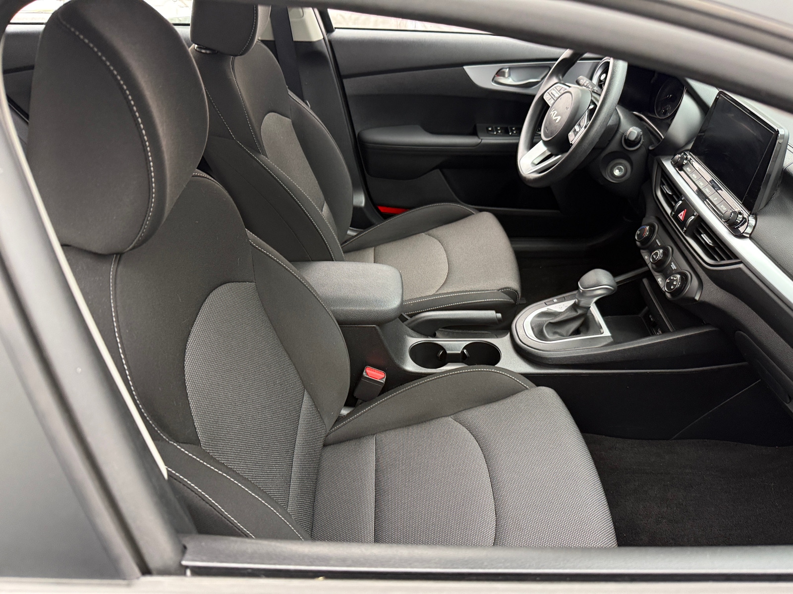 Thumbnail: 2024 Kia Forte - 2