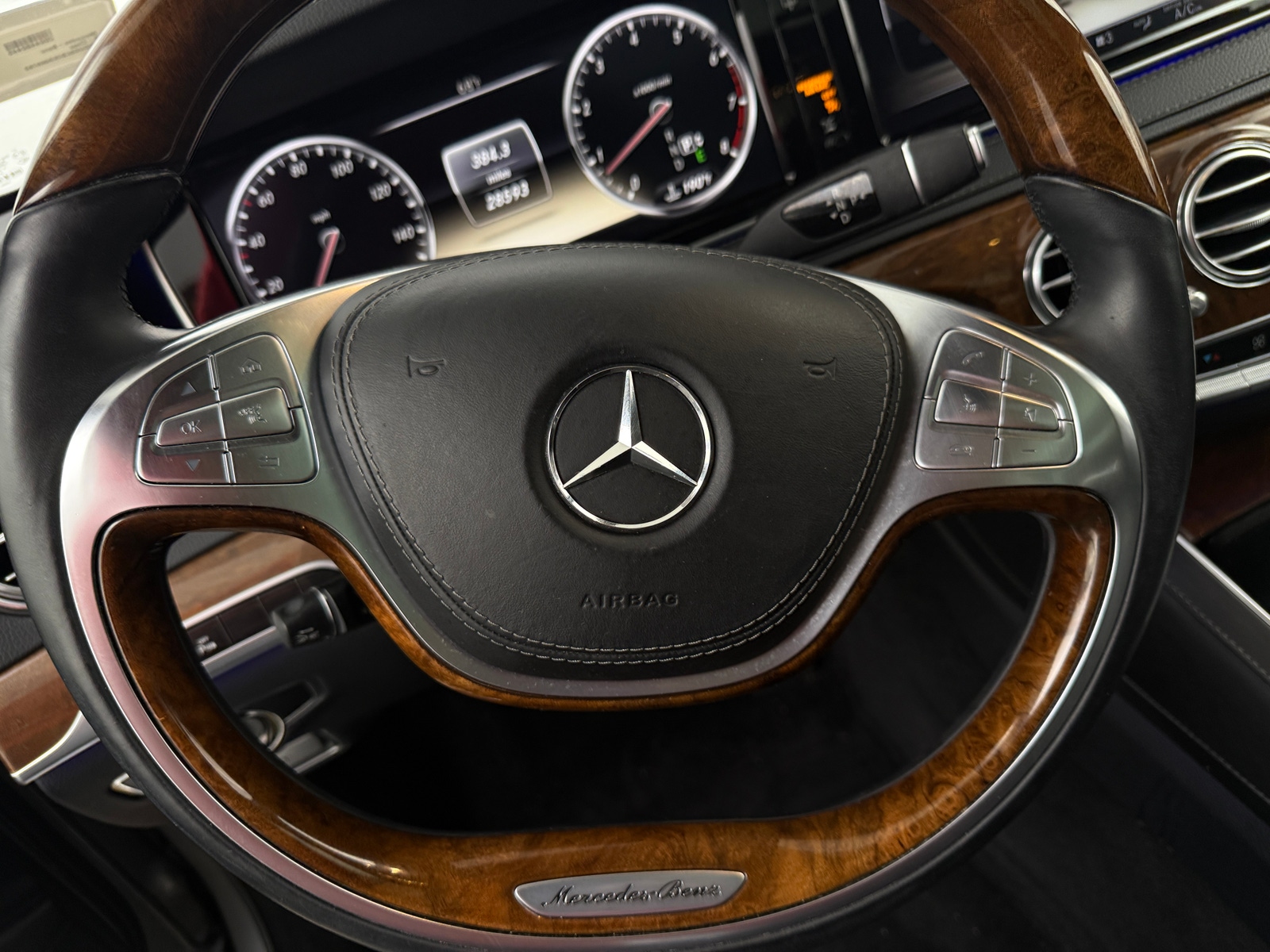 Thumbnail: 2014 Mercedes-Benz S-Class - 4