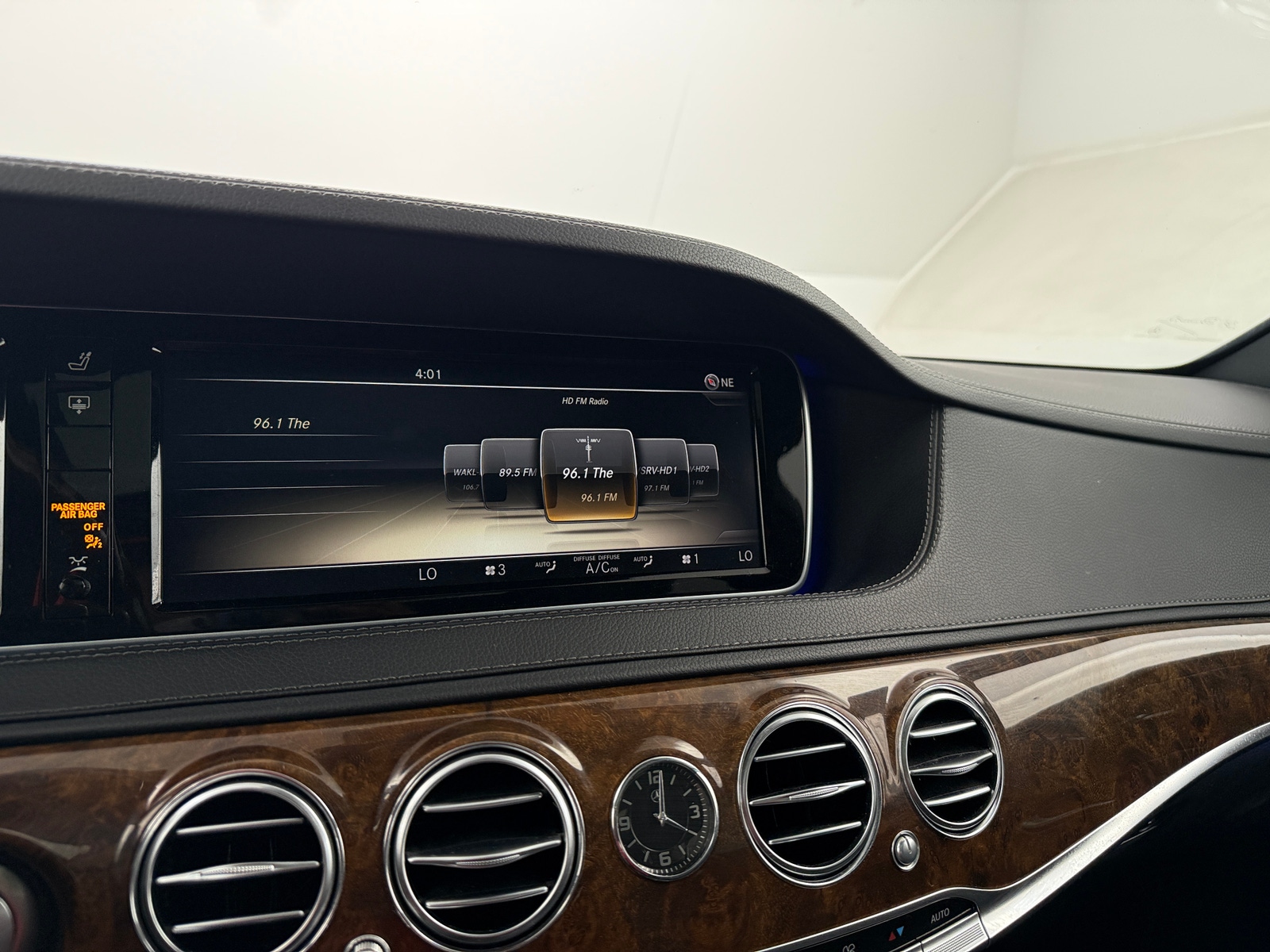 Thumbnail: 2014 Mercedes-Benz S-Class - 3