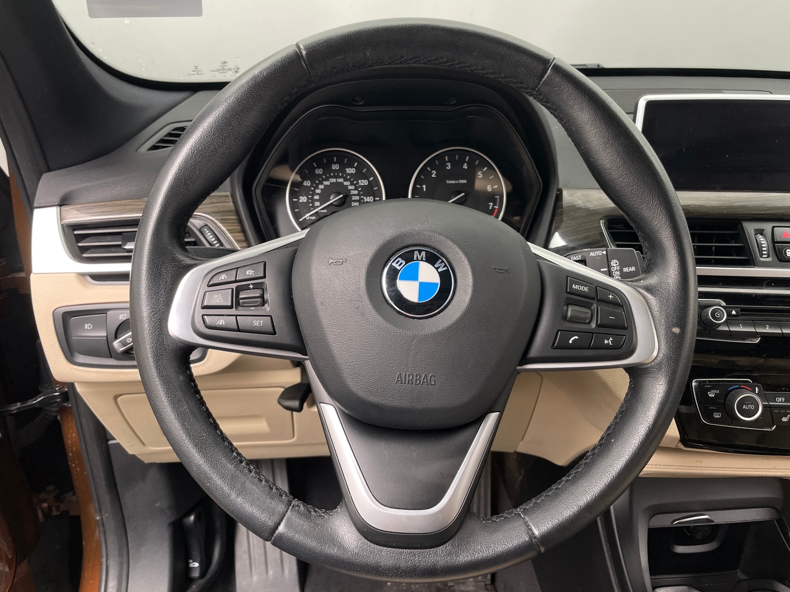 Thumbnail: 2017 BMW X1 - 4