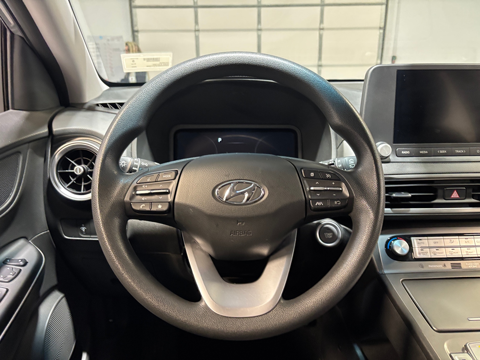 Thumbnail: 2023 Hyundai Kona - 5