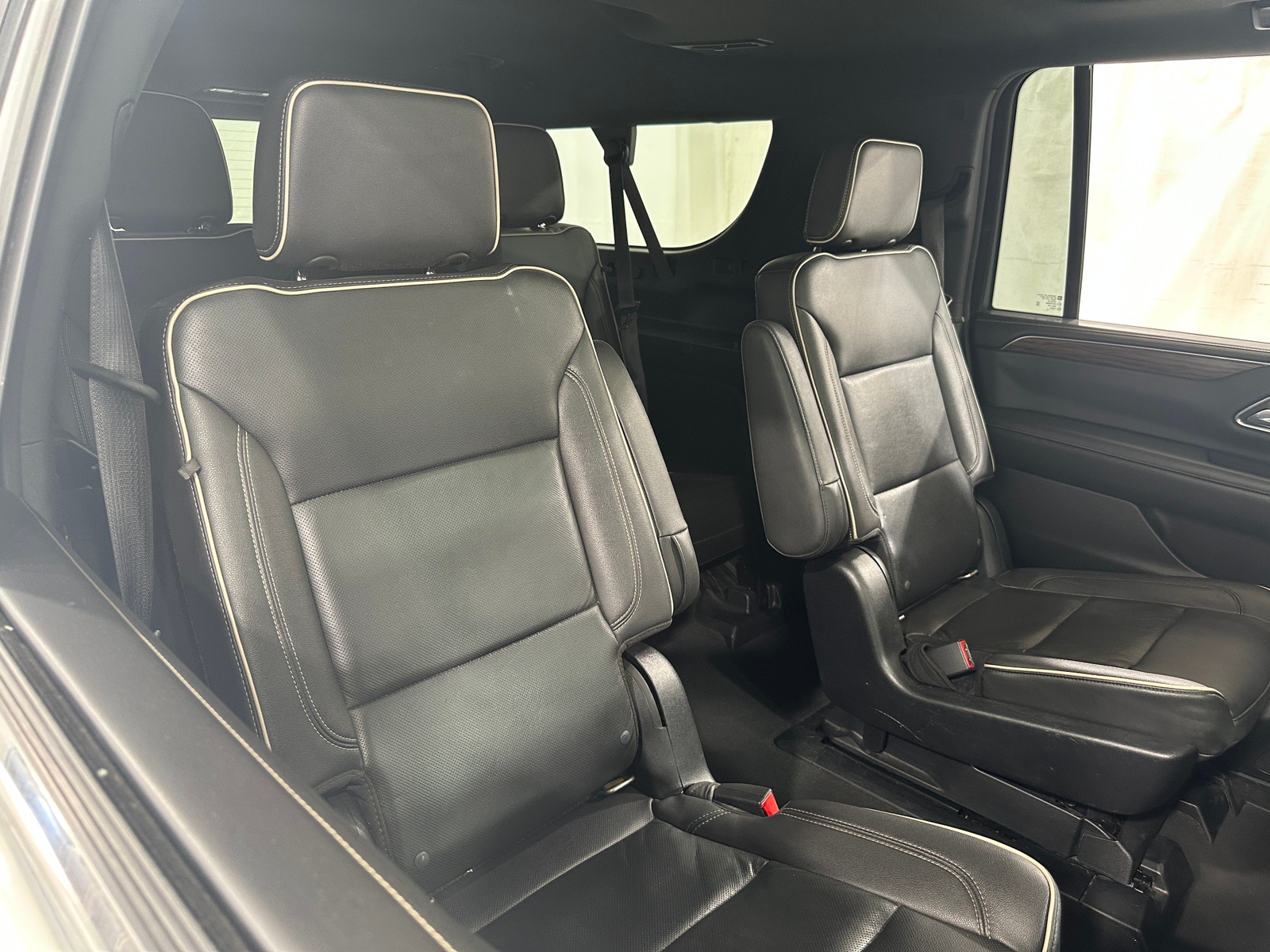 Thumbnail: 2021 Chevrolet Suburban - 5