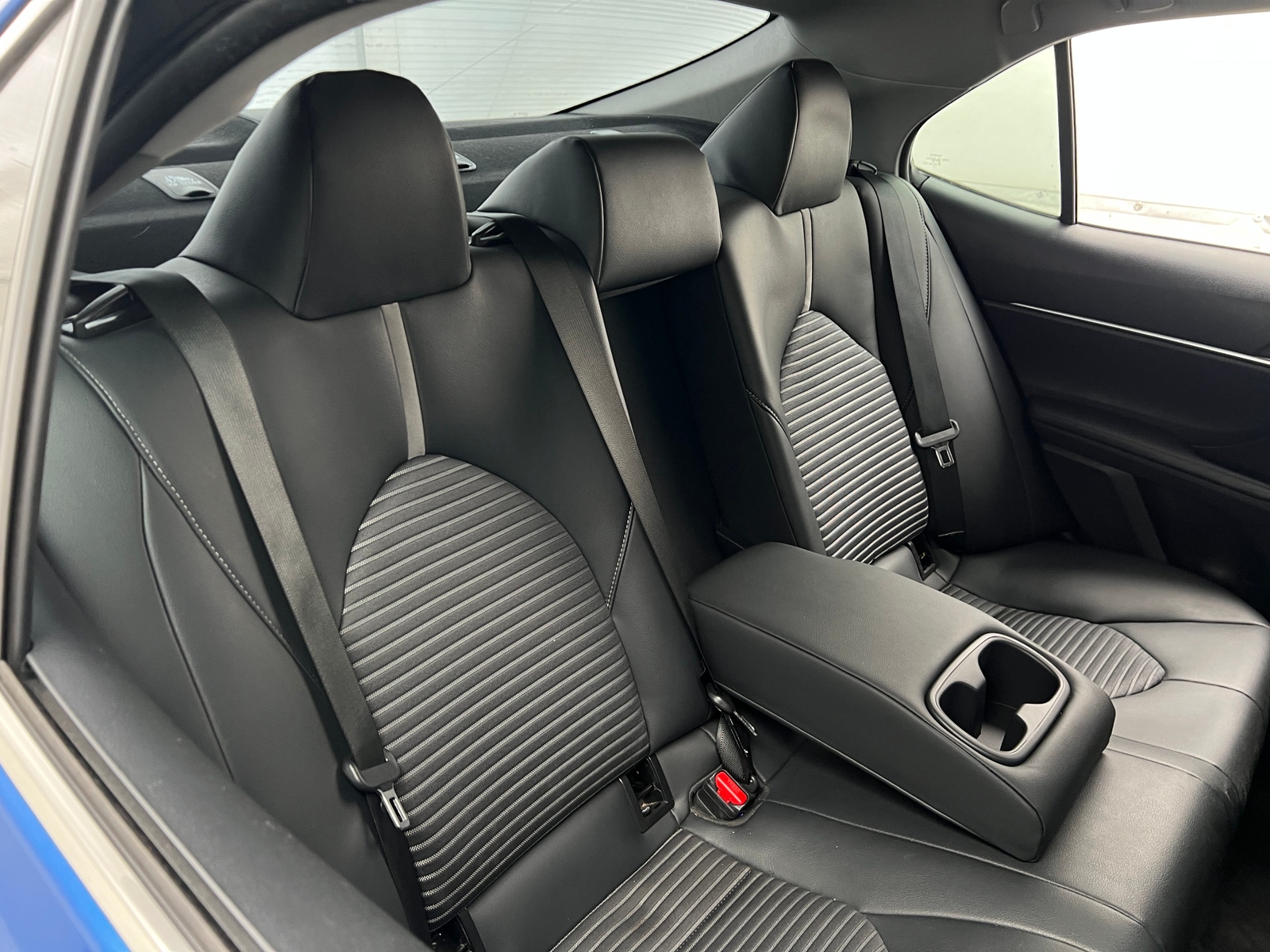 Thumbnail: 2018 Toyota Camry - 6