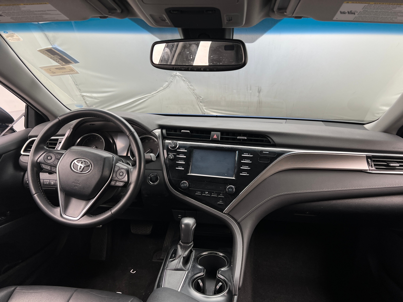 Thumbnail: 2018 Toyota Camry - 3