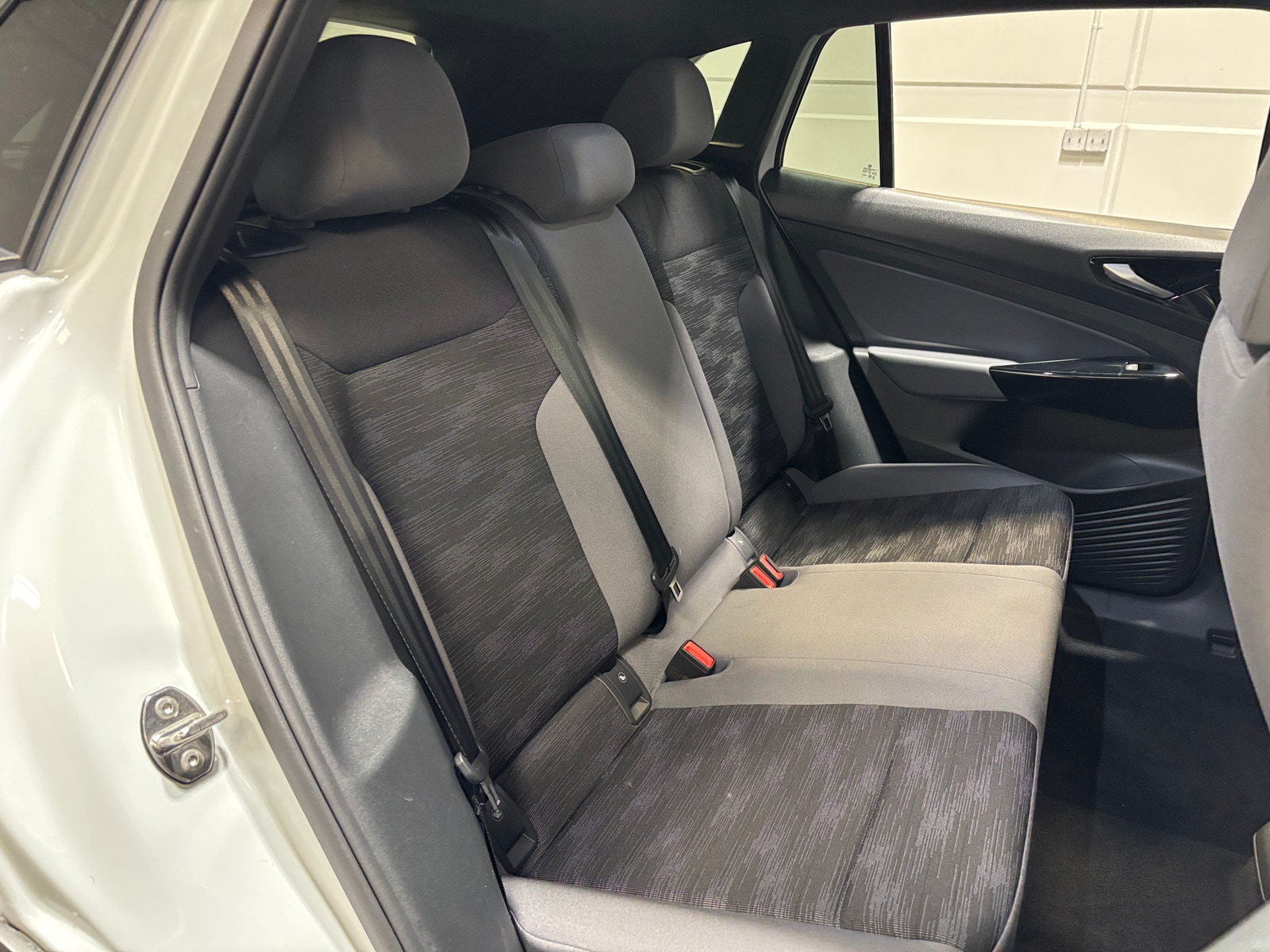 Thumbnail: 2022 Volkswagen ID.4 - 6