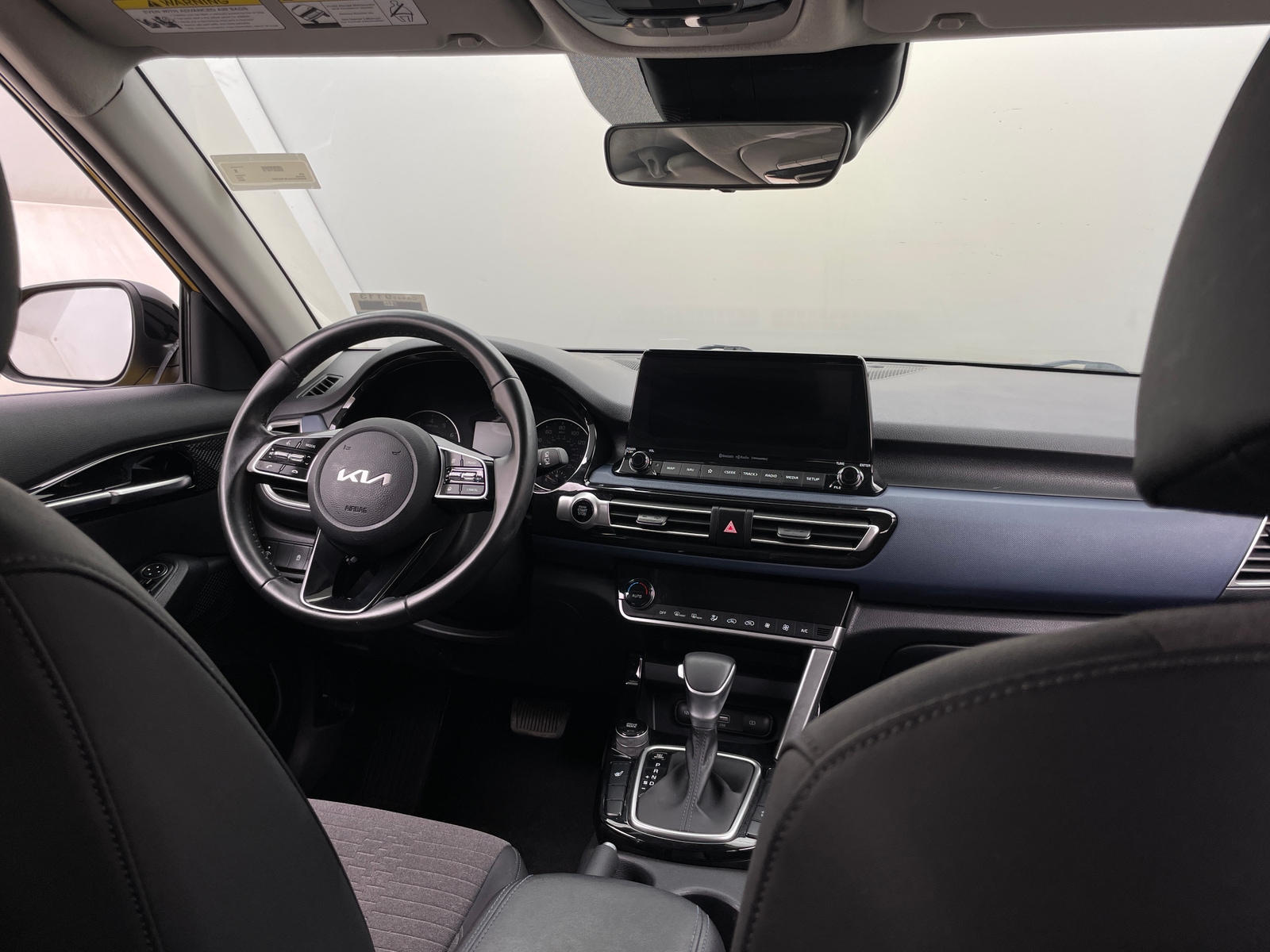 Thumbnail: 2022 Kia Seltos - 3