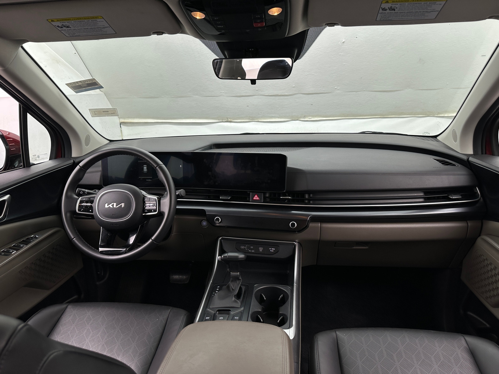 Thumbnail: 2025 Kia Carnival - 2