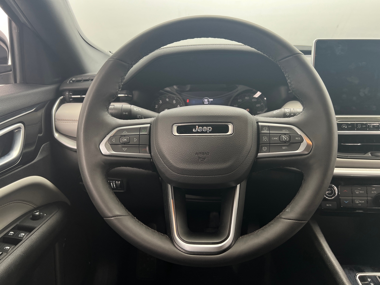 Thumbnail: 2025 Jeep Compass - 4