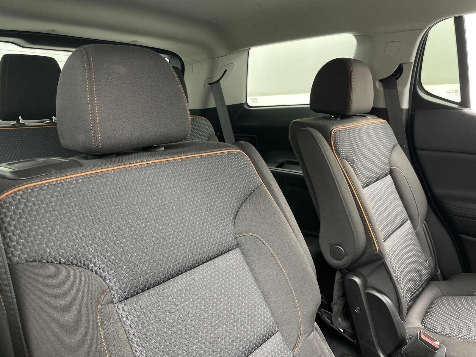 Thumbnail: 2023 GMC Acadia - 6