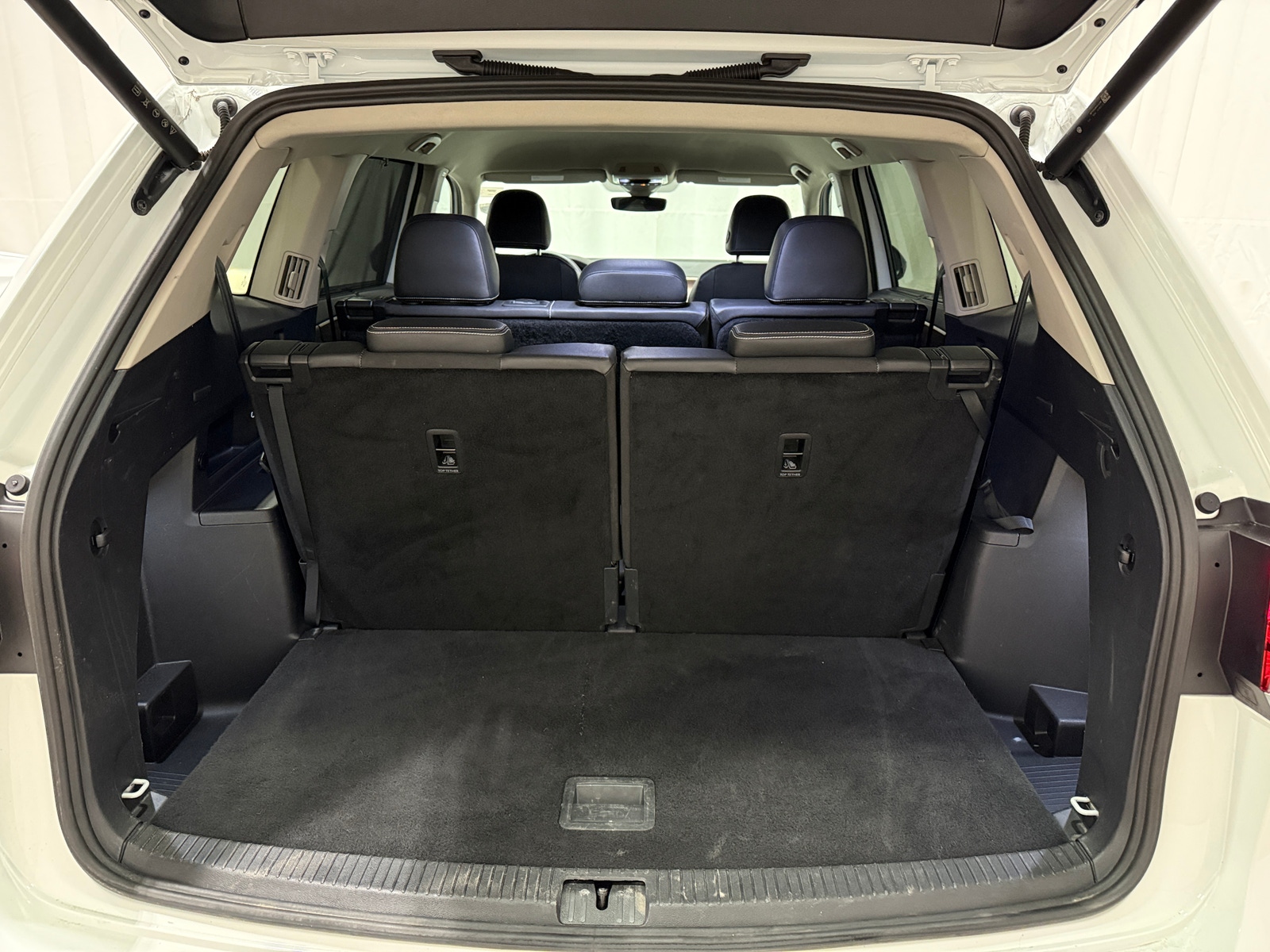 Thumbnail: 2025 Volkswagen Atlas - 6