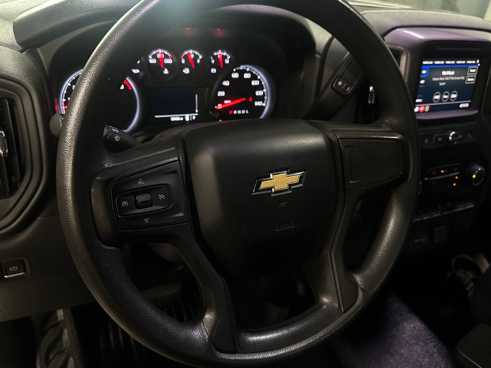 Thumbnail: 2021 Chevrolet Silverado 1500 - 5