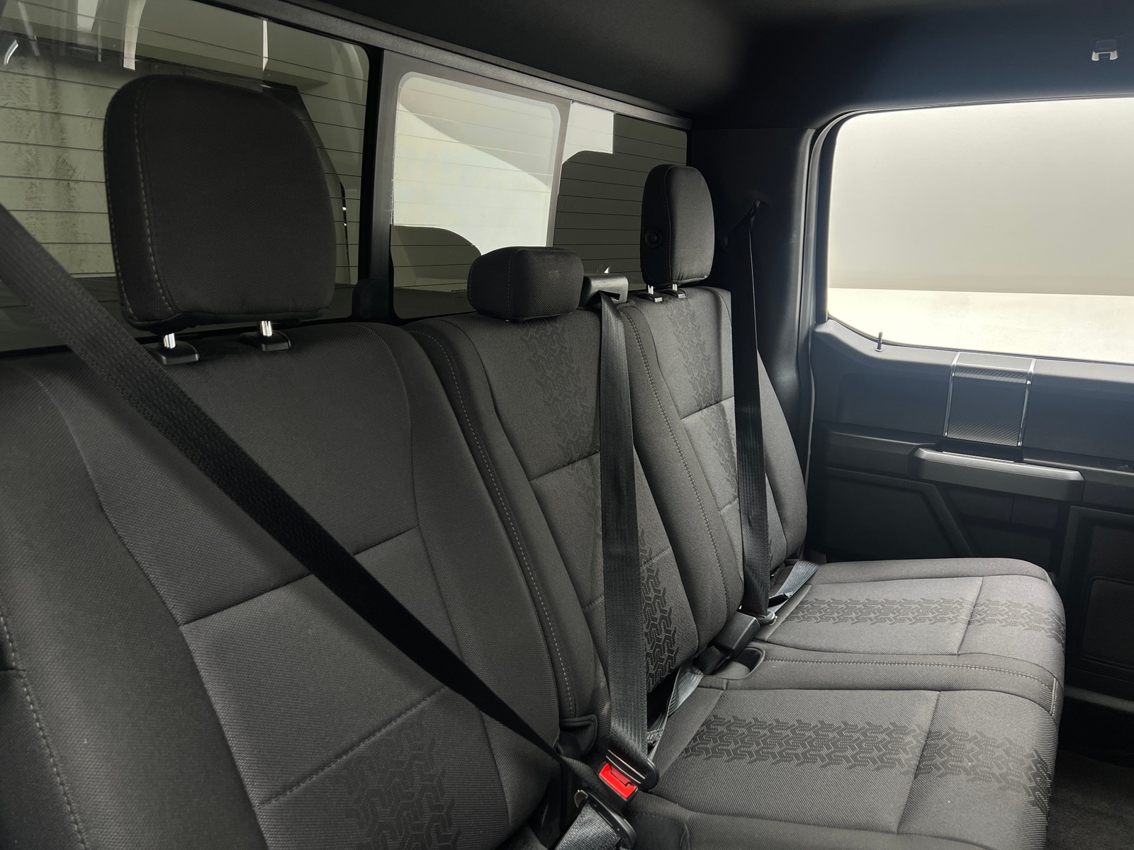 Thumbnail: 2018 Ford Econoline - 6