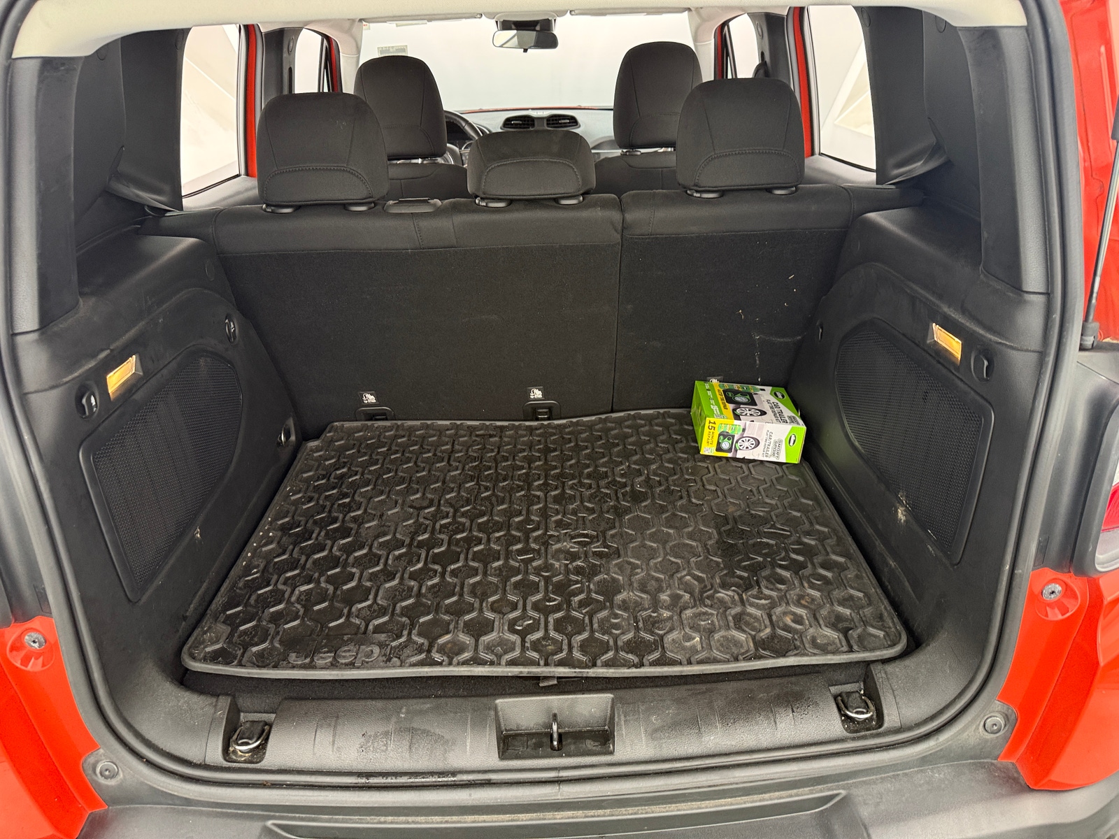 Thumbnail: 2015 Jeep Renegade - 7