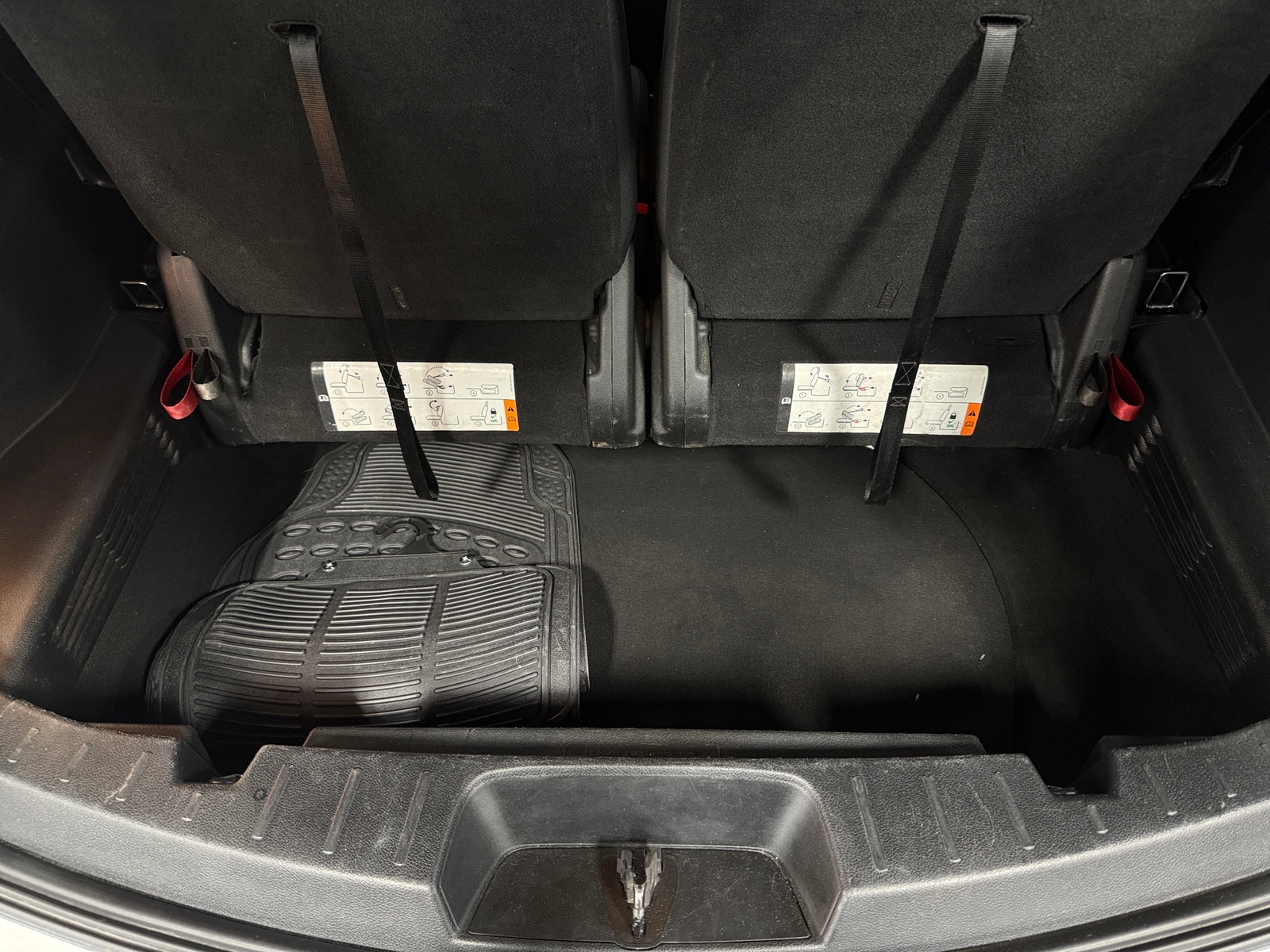 Thumbnail: 2018 Ford Explorer - 7