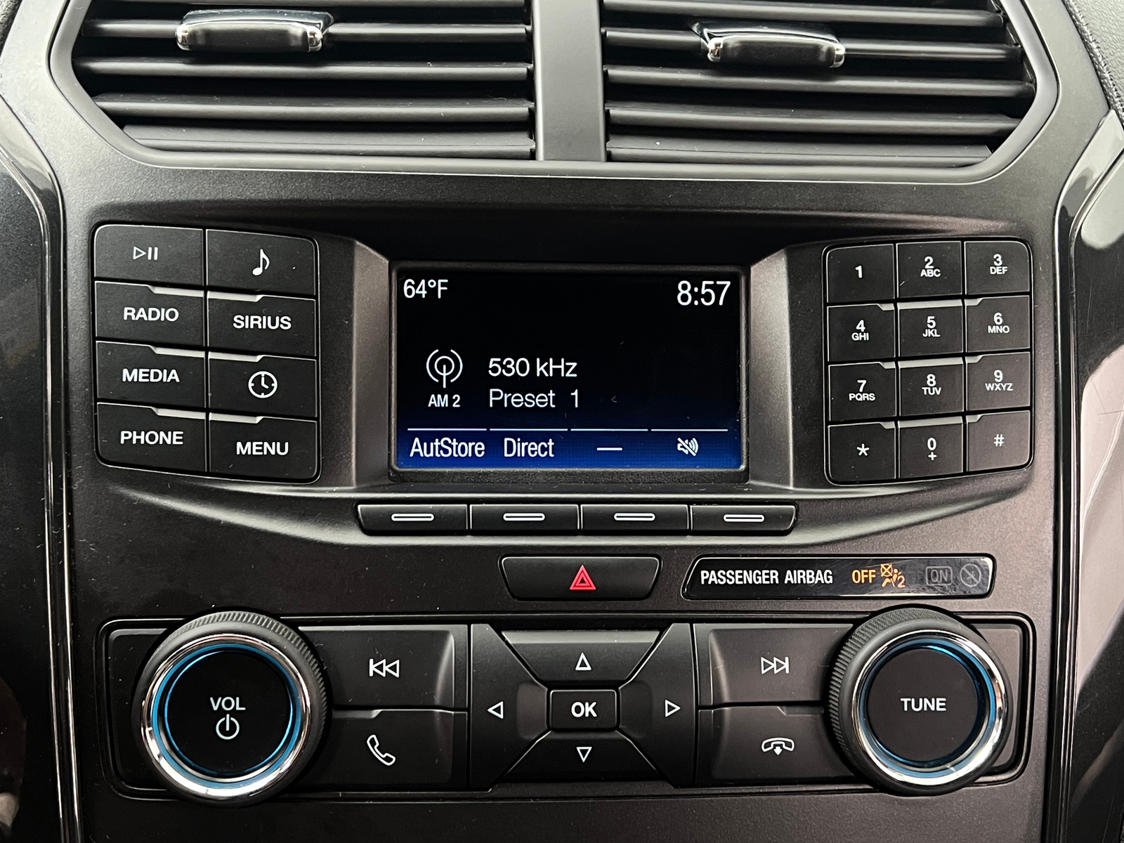 Thumbnail: 2018 Ford Explorer - 4