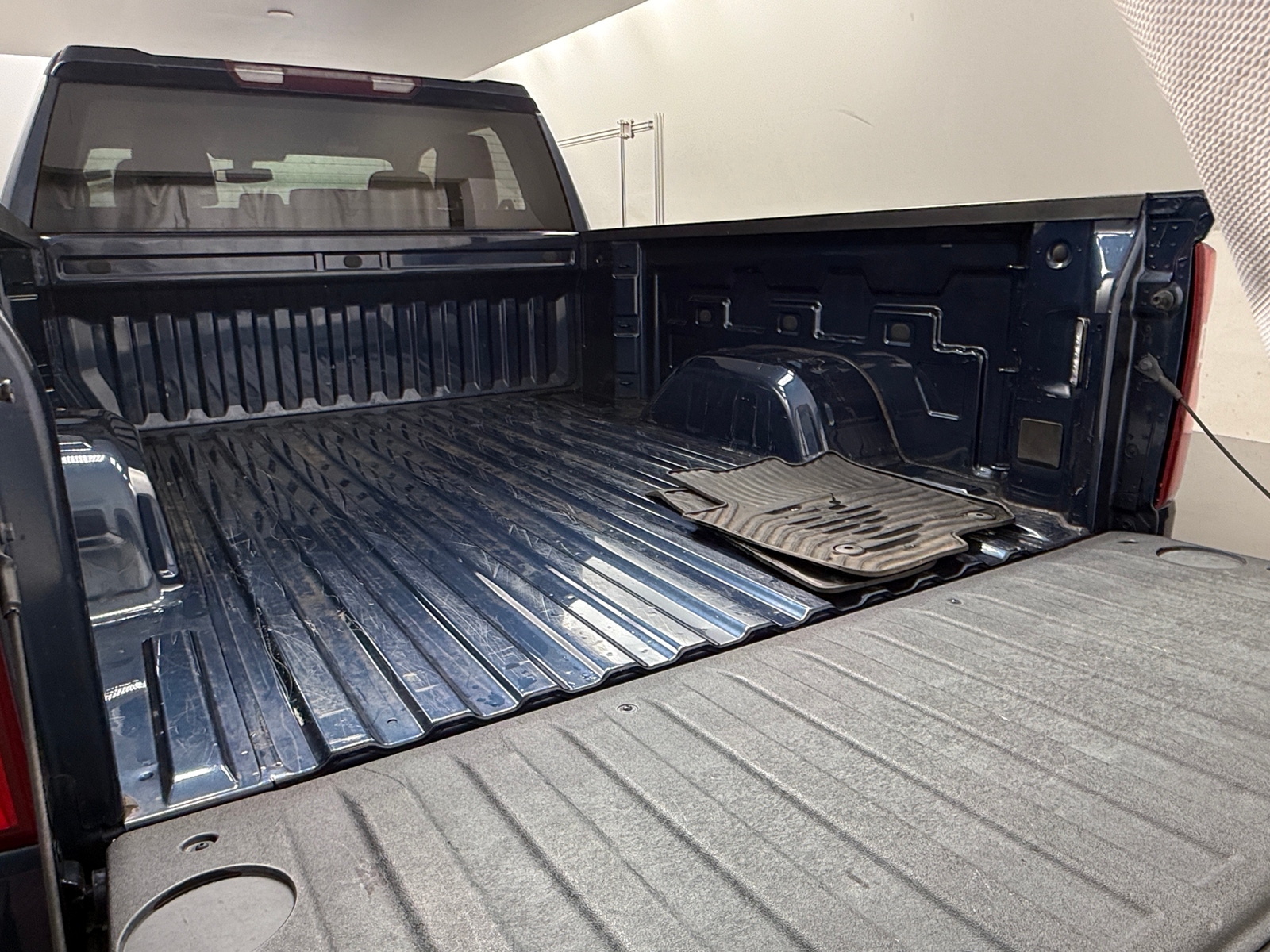 Thumbnail: 2019 Chevrolet Silverado 1500 - 7