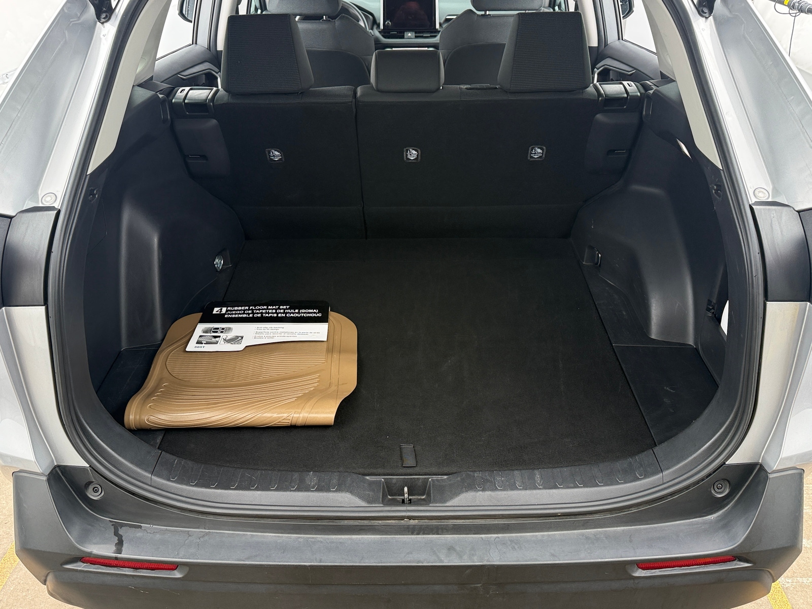 Thumbnail: 2024 Toyota RAV4 - 7