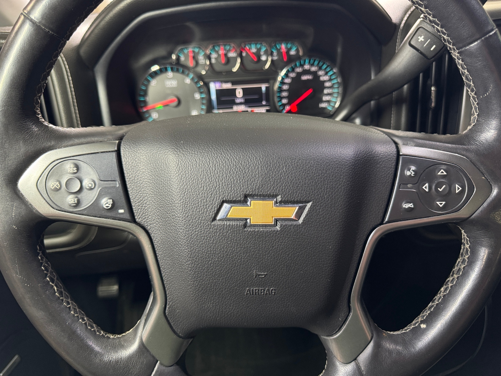 Thumbnail: 2015 Chevrolet Silverado 1500 - 4