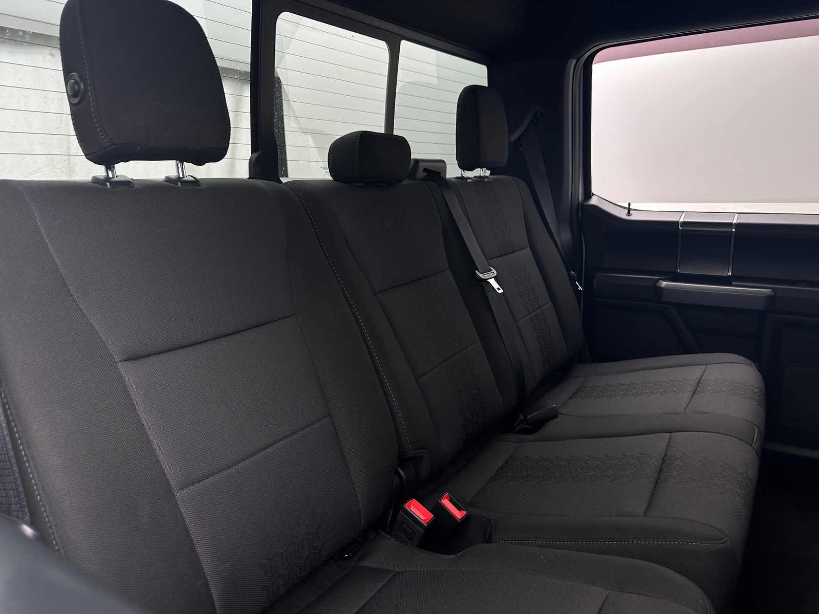 Thumbnail: 2019 Ford Econoline - 6