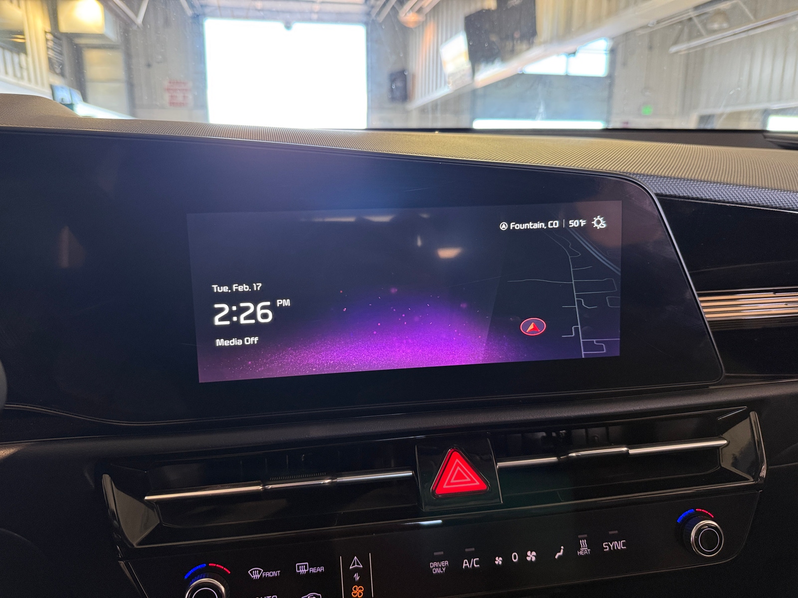 Thumbnail: 2024 Kia Niro - 3