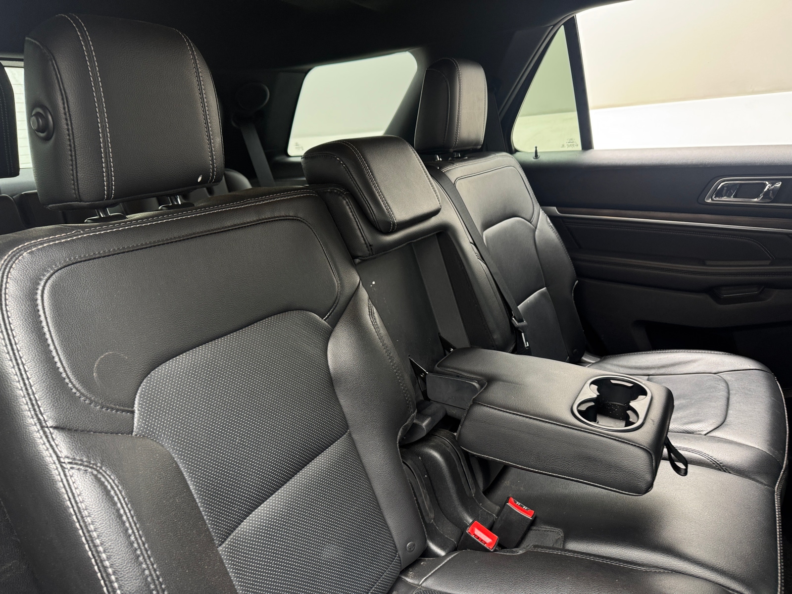 Thumbnail: 2018 Ford Explorer - 5