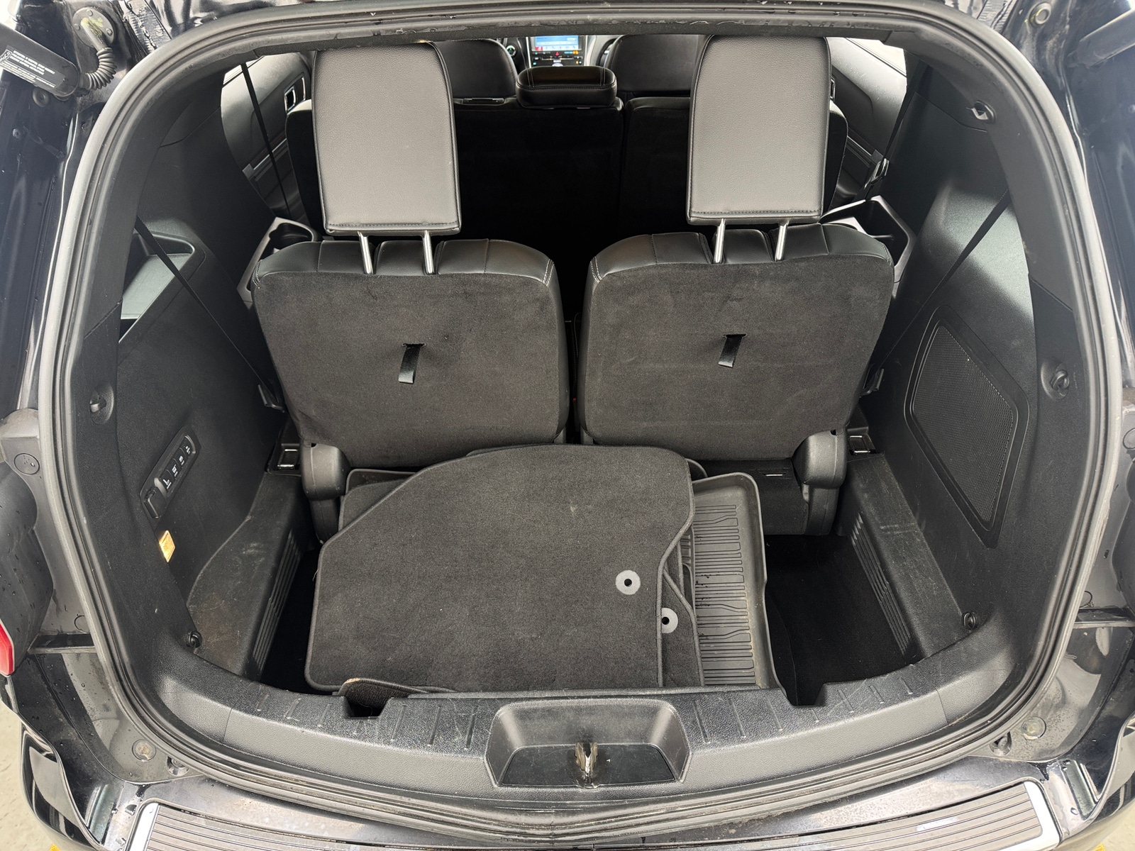 Thumbnail: 2018 Ford Explorer - 6