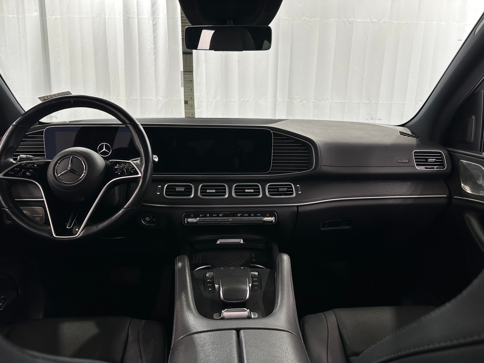 Thumbnail: 2024 Mercedes-Benz GLS - 2