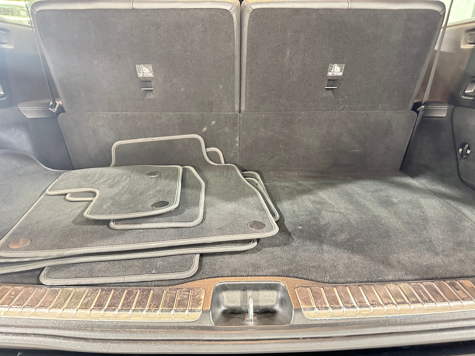 Thumbnail: 2024 Mercedes-Benz GLS - 6