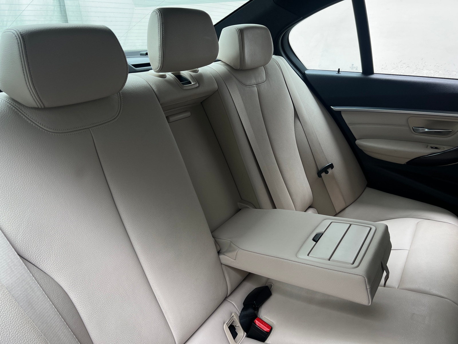 Thumbnail: 2016 BMW 3 Series - 5