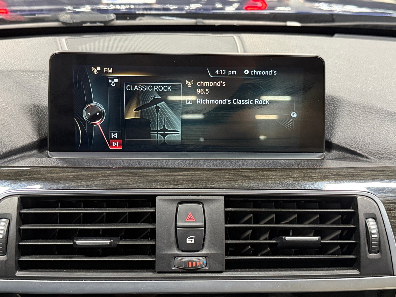 Thumbnail: 2016 BMW 3 Series - 3