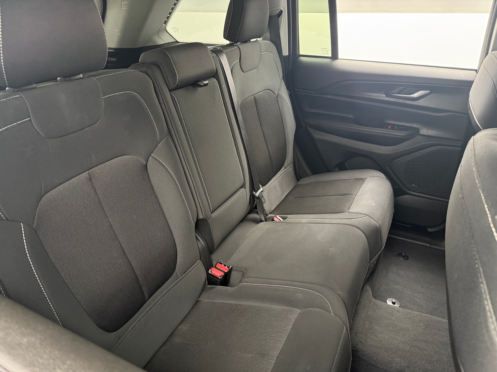 Thumbnail: 2023 Jeep Grand Cherokee - 6