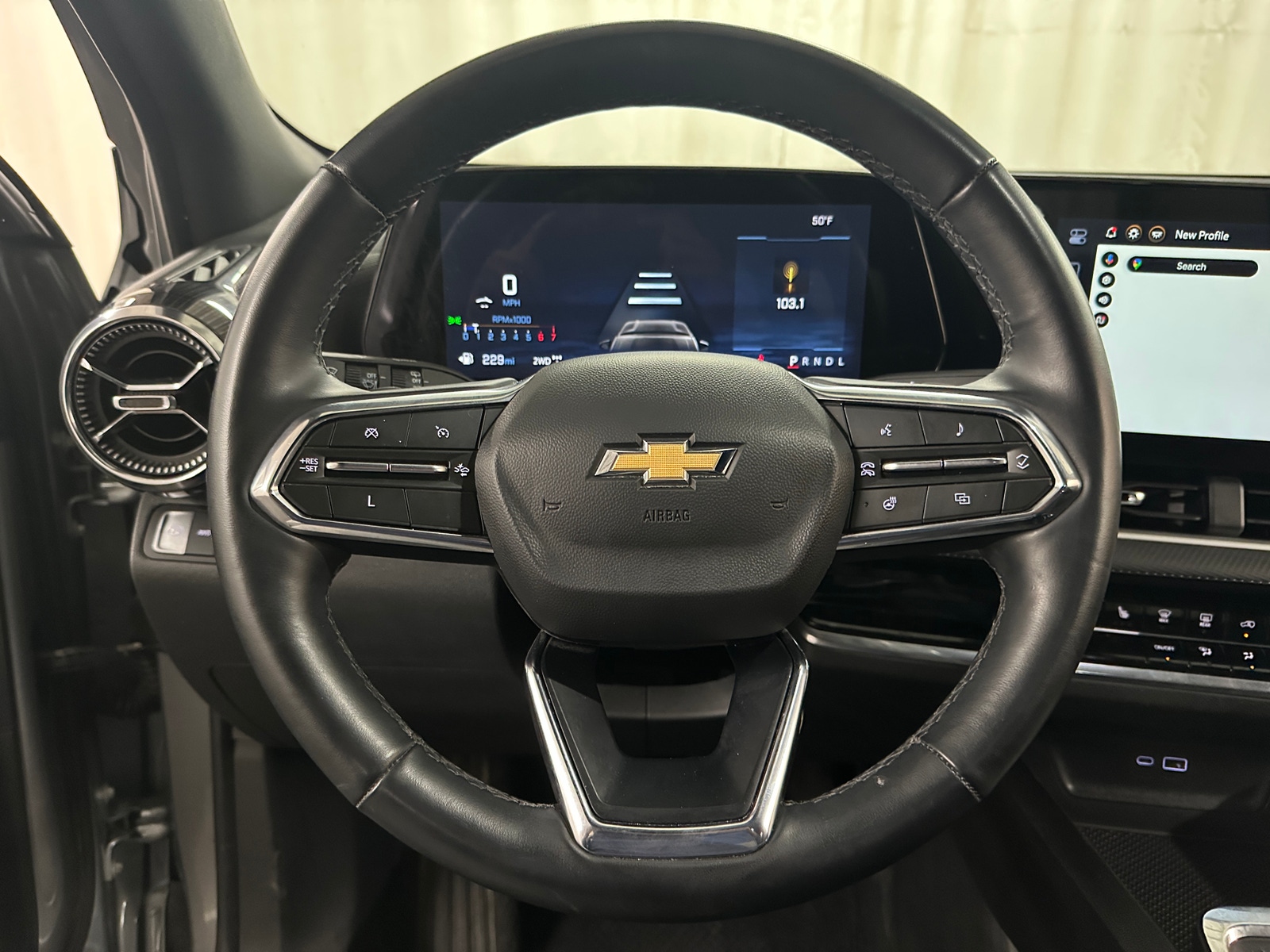 Thumbnail: 2025 Chevrolet Equinox - 5