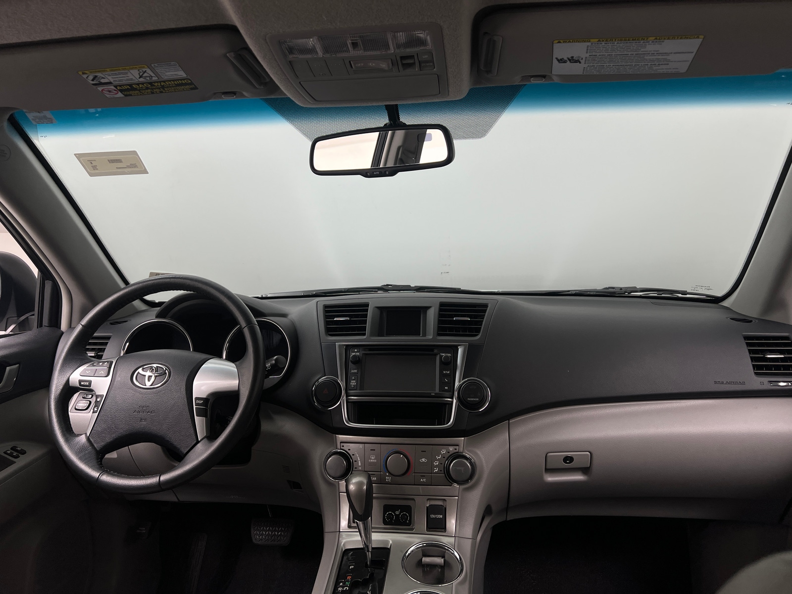 Thumbnail: 2013 Toyota Highlander - 3