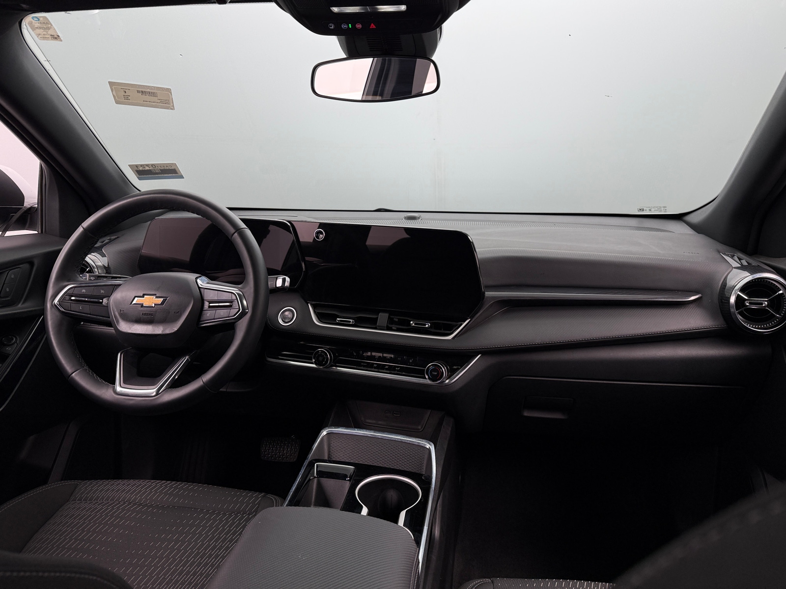 Thumbnail: 2025 Chevrolet Equinox - 3