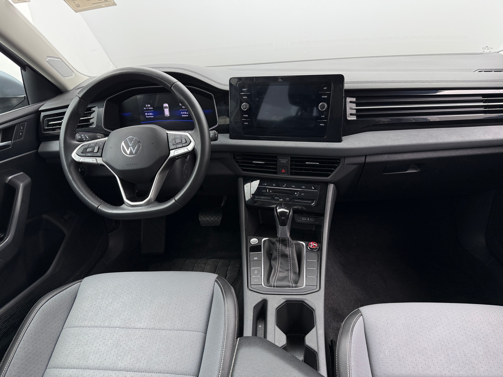 Thumbnail: 2025 Volkswagen Jetta - 2