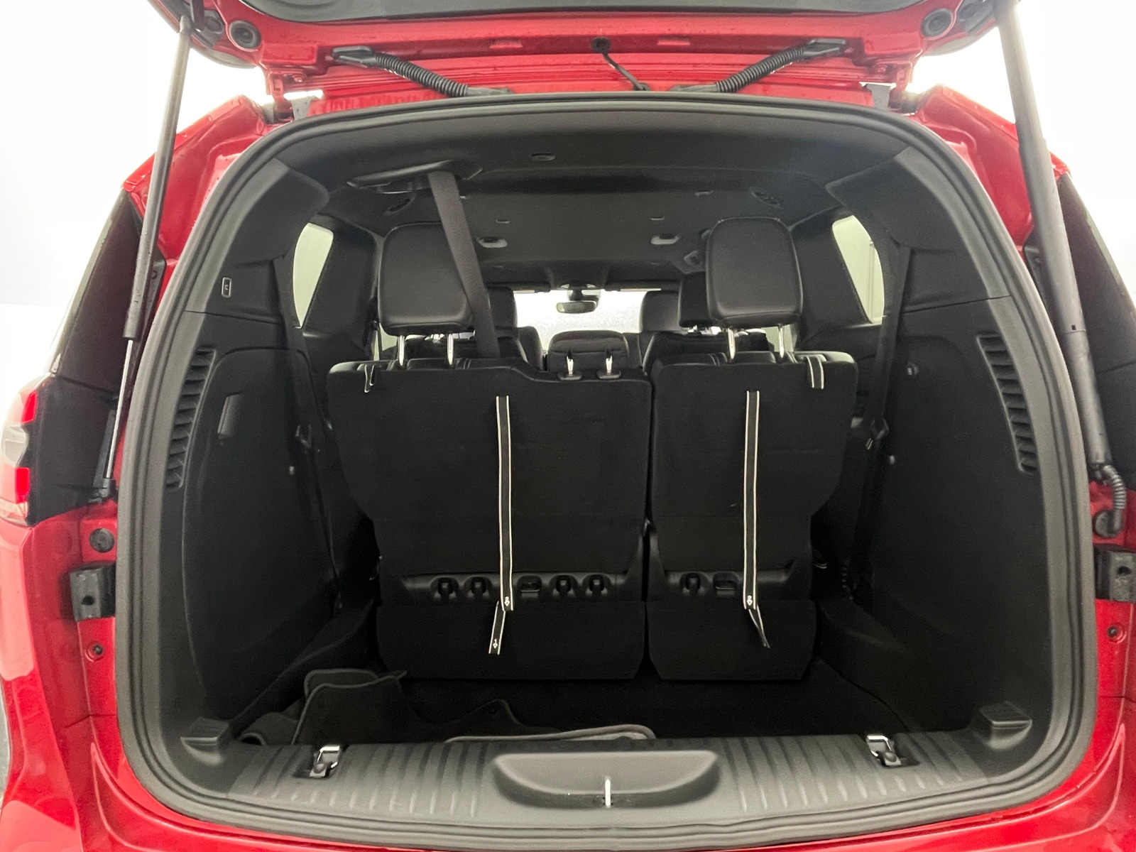 Thumbnail: 2026 Chrysler Pacifica - 6