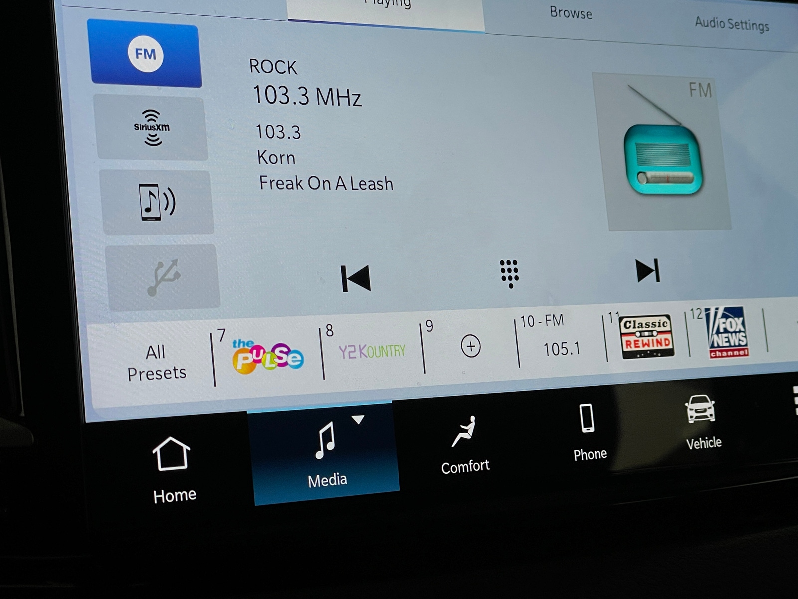 Thumbnail: 2026 Chrysler Pacifica - 3