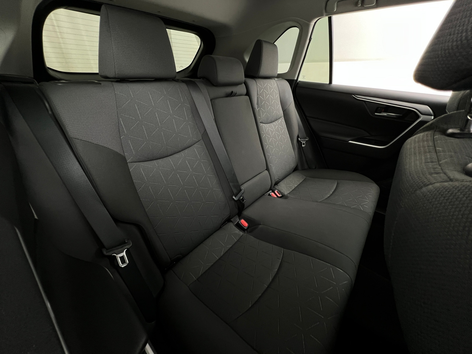 Thumbnail: 2022 Toyota RAV4 - 6