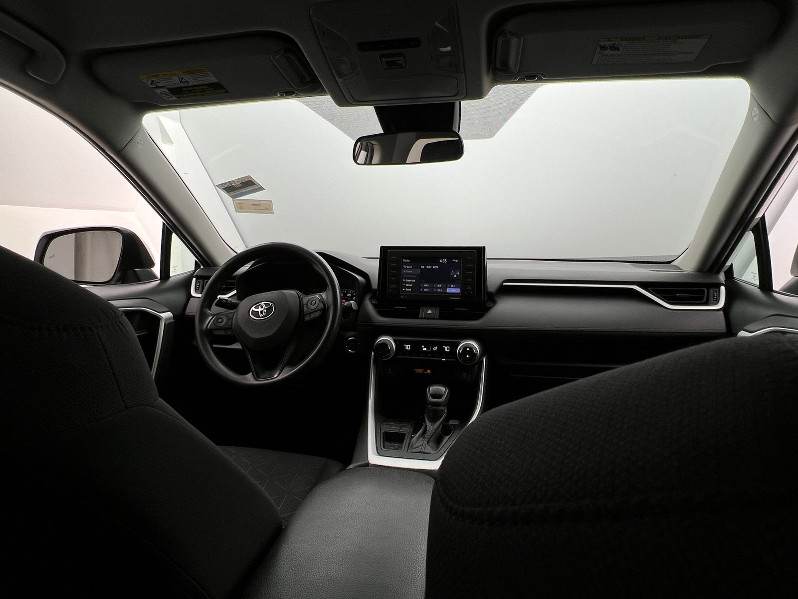 Thumbnail: 2022 Toyota RAV4 - 3